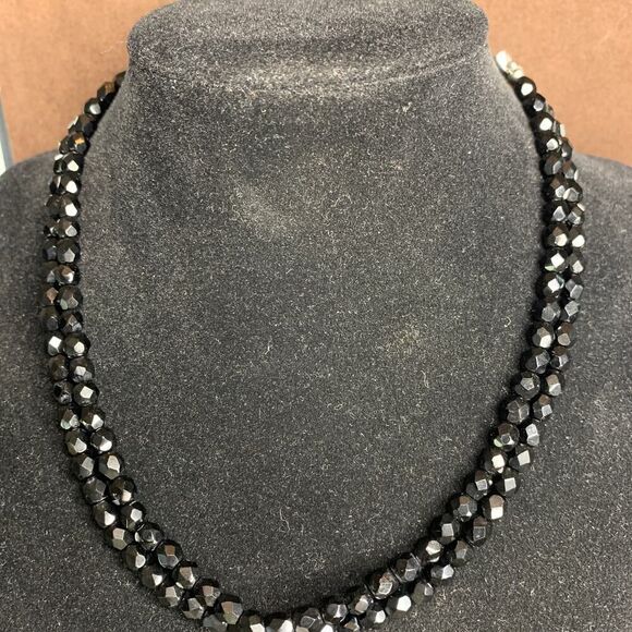 Double strand Black Crystal Necklace, in Silver tone, Vintage - Picture 1 of 5